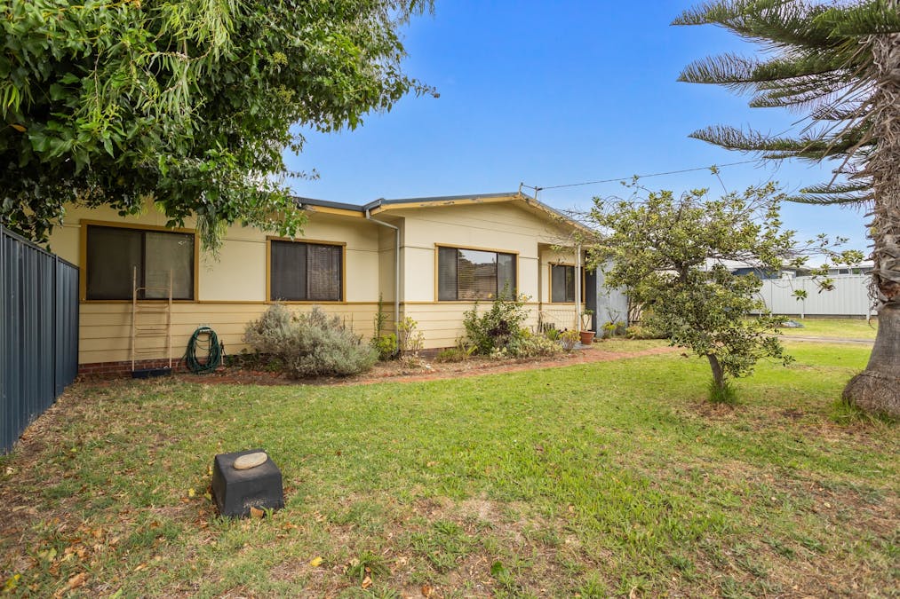 63 Hastie Street, South Bunbury, WA, 6230 - Image 9