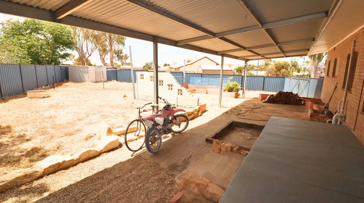 2 Moore Street, Wongan Hills, WA, 6603 - Image 12