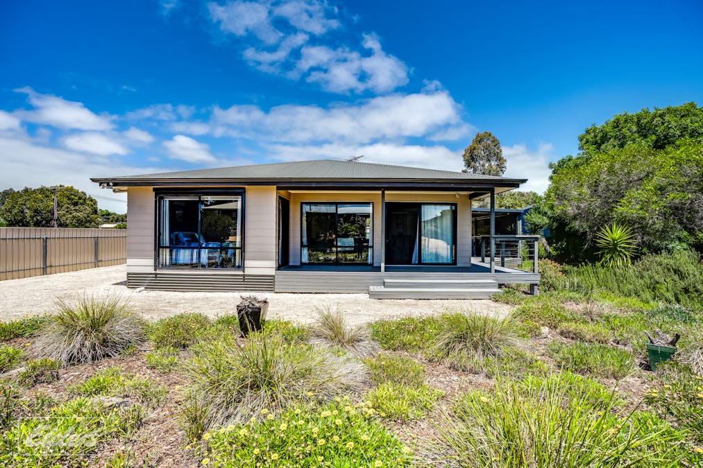 2 Alexandrina Drive, Clayton Bay, SA, 5256 - Image 2