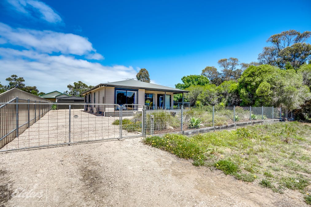 2 Alexandrina Drive, Clayton Bay, SA, 5256 - Image 26
