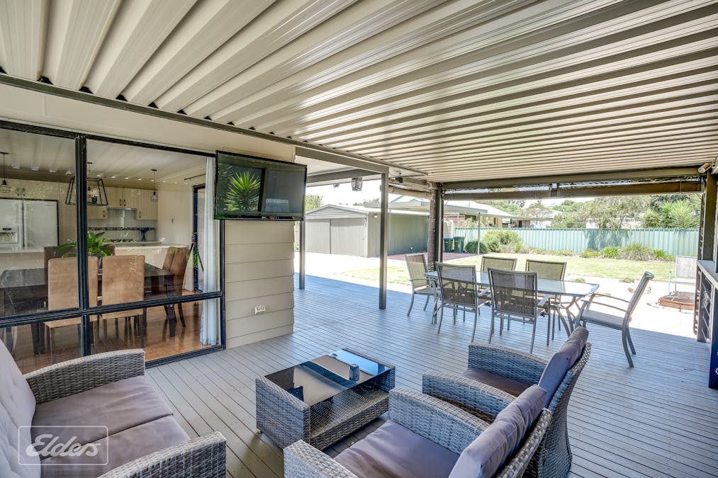 2 Alexandrina Drive, Clayton Bay, SA, 5256 - Image 20
