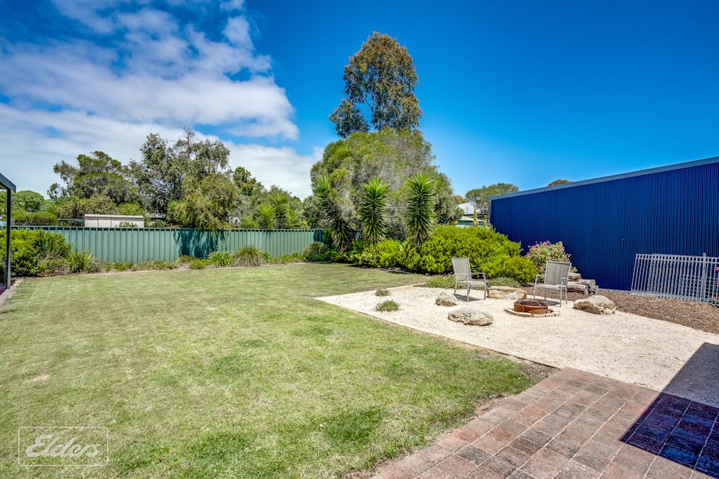 2 Alexandrina Drive, Clayton Bay, SA, 5256 - Image 27