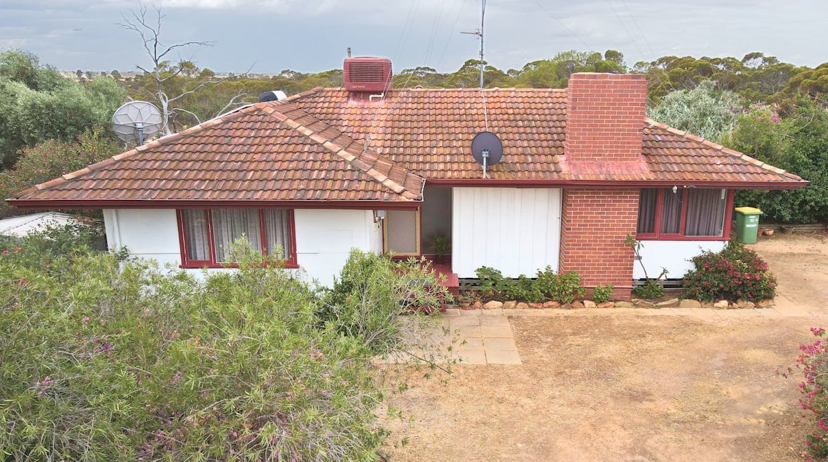 7 Jenks Street, Ballidu, WA, 6606 - Image 1