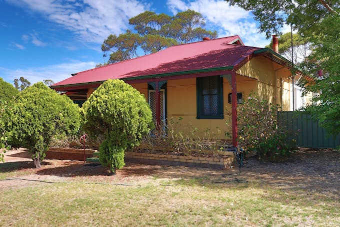 21 Hill Street, Corrigin, WA, 6375 - Image 1