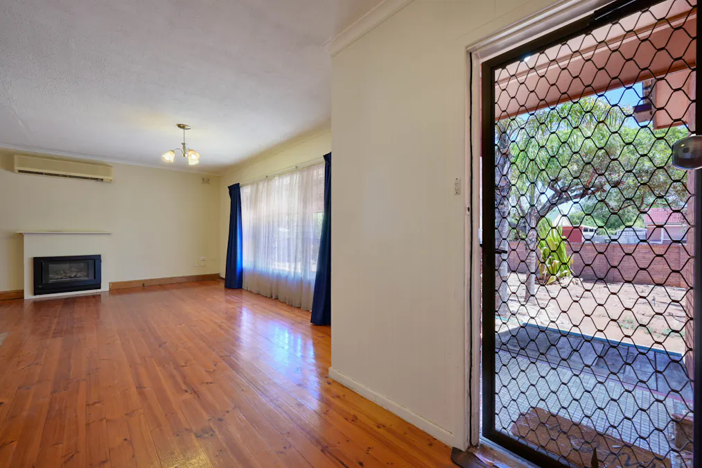 110 Flinders Avenue, Whyalla Stuart, SA, 5608 - Image 4