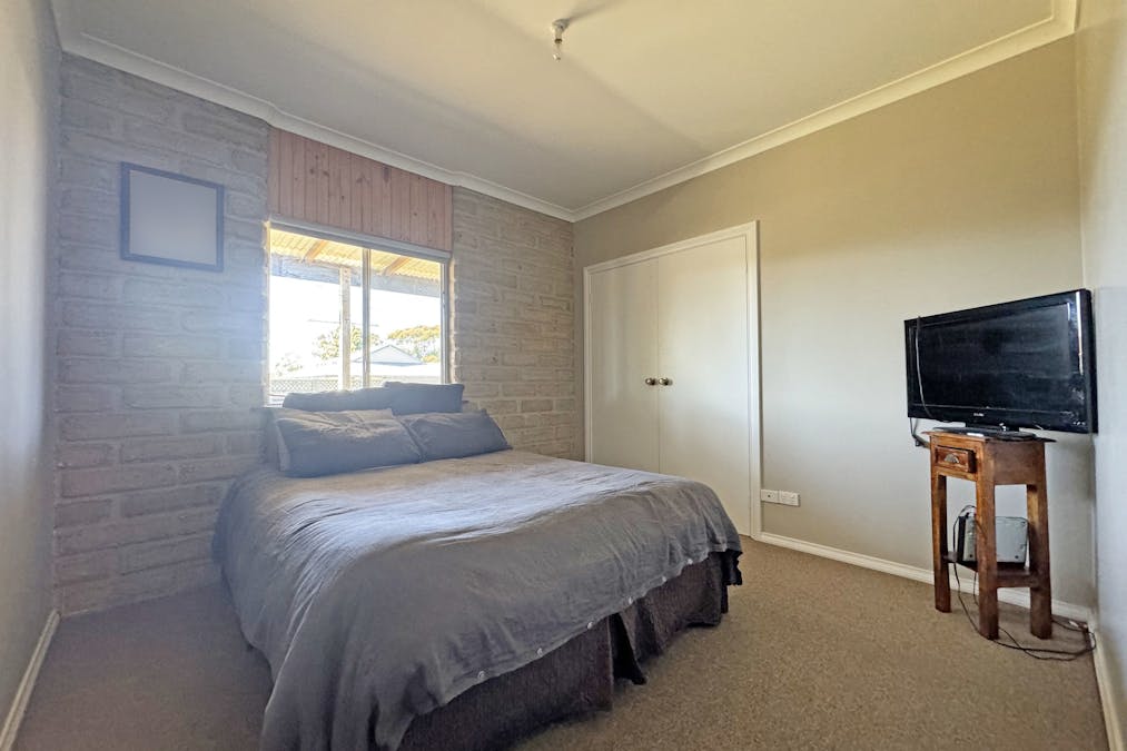 85 Burton Road, Castletown, WA, 6450 - Image 13