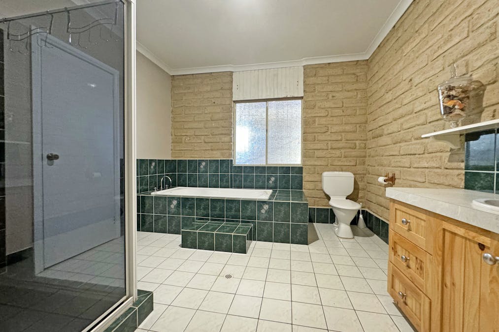 85 Burton Road, Castletown, WA, 6450 - Image 11