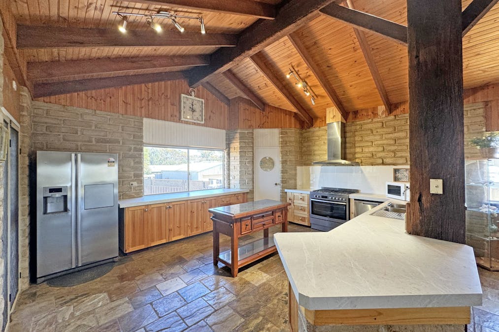 85 Burton Road, Castletown, WA, 6450 - Image 6