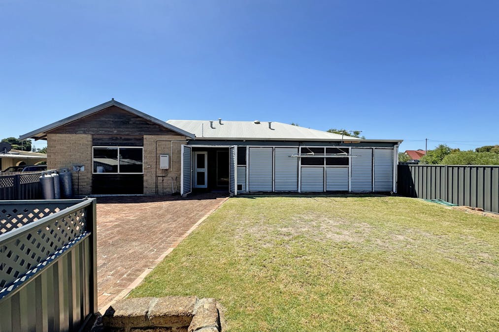 85 Burton Road, Castletown, WA, 6450 - Image 18