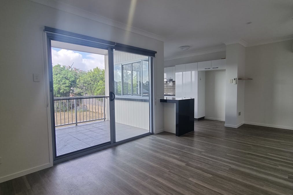 3/7 View Street, West Gladstone, QLD, 4680 - Image 2