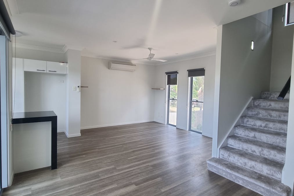 3/7 View Street, West Gladstone, QLD, 4680 - Image 4