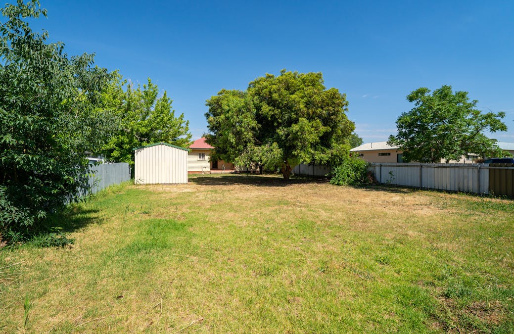 1044 Mate Street, North Albury, NSW, 2640 - Image 16