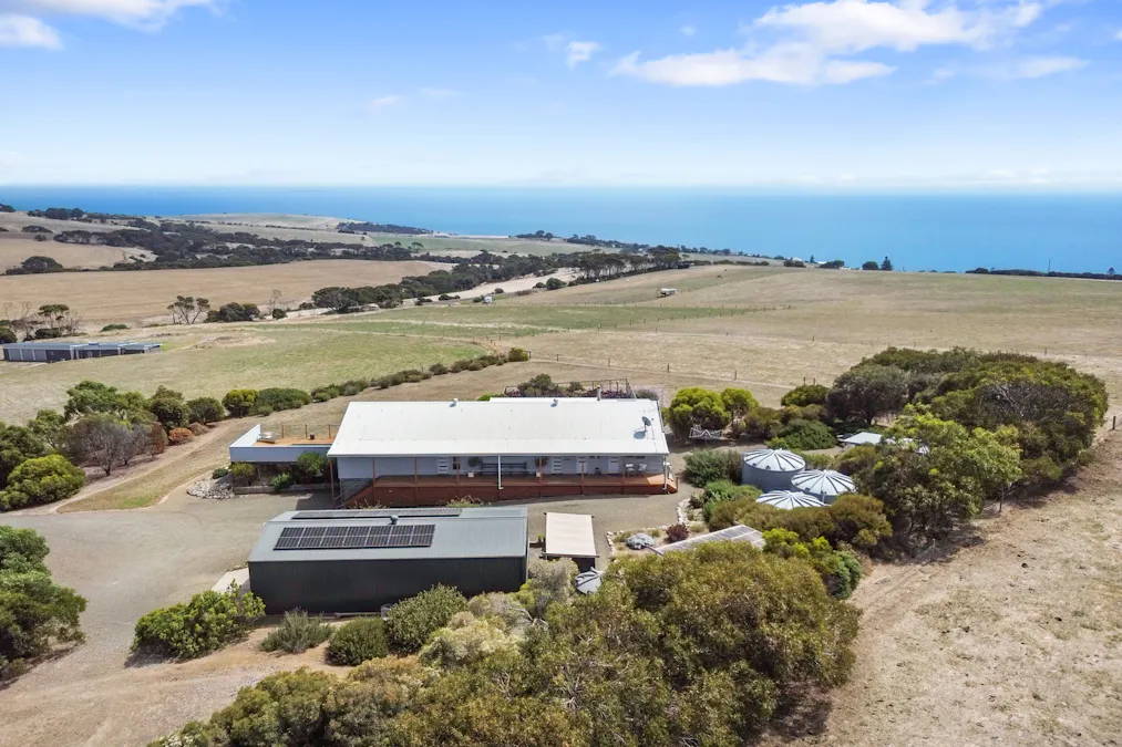189 Cape Willoughby Road, Penneshaw, SA, 5222 - Image 15