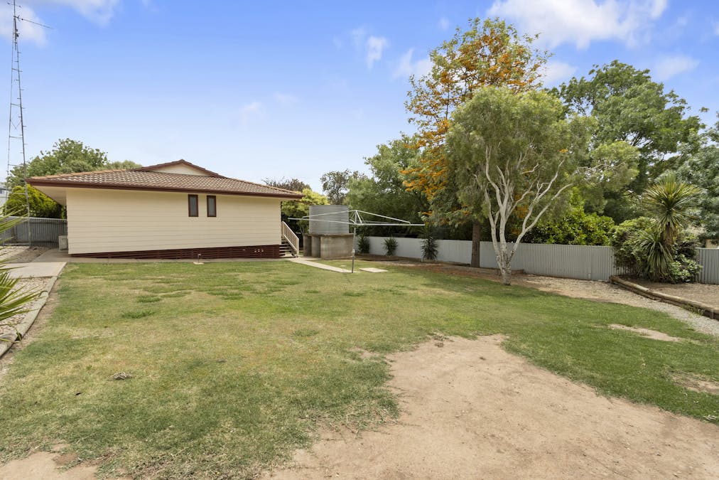 3 Newton-Long Drive, Clare, SA, 5453 - Image 16