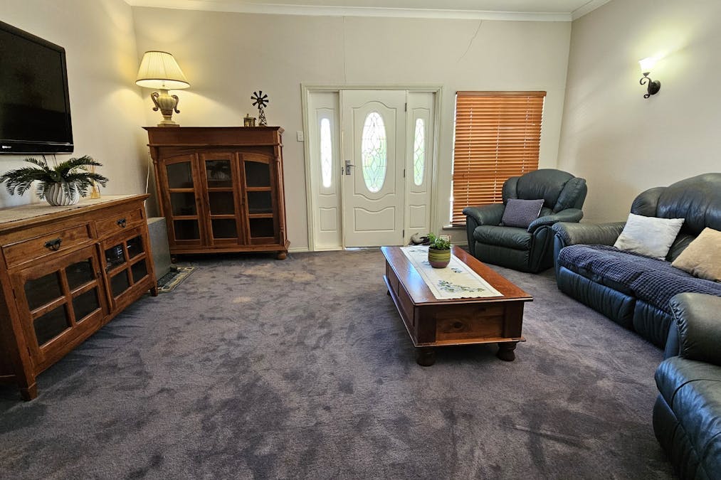 37 Jones Street, Kondinin, WA, 6367 - Image 2
