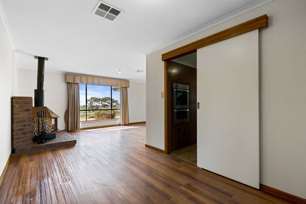 591 Worlds End Highway, Eudunda, SA, 5374 - Image 4