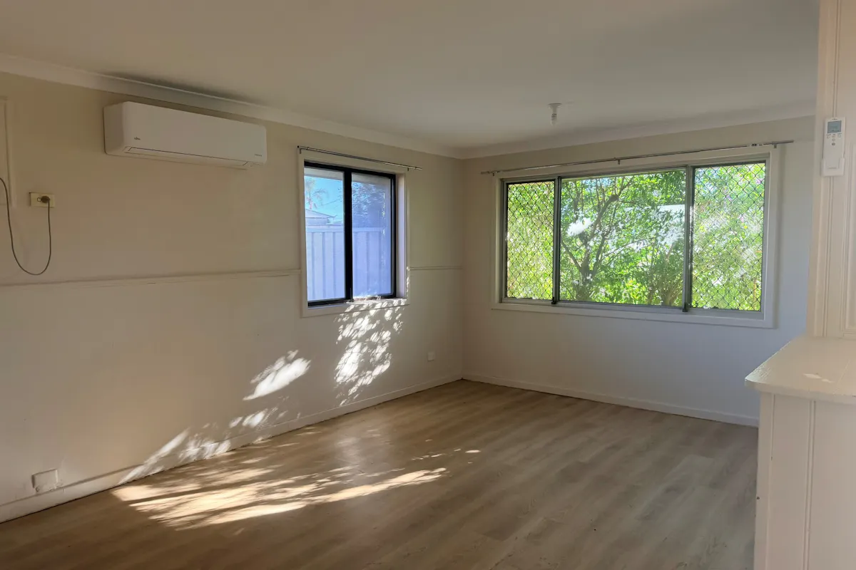 66 Strickland Street — photo 2 of 8