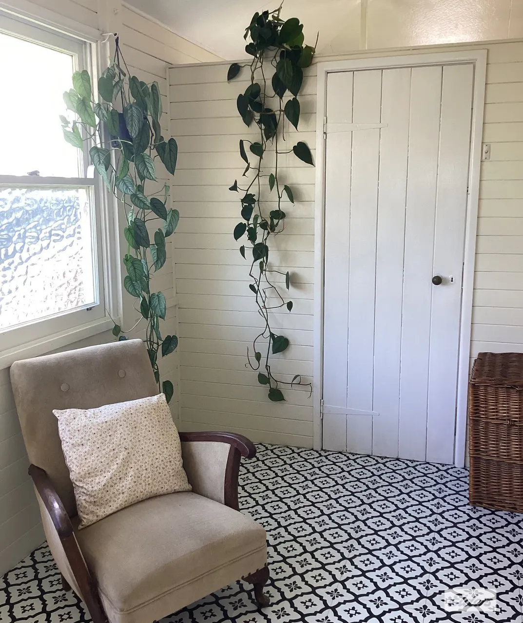 Home for lease — photo 4 of 11