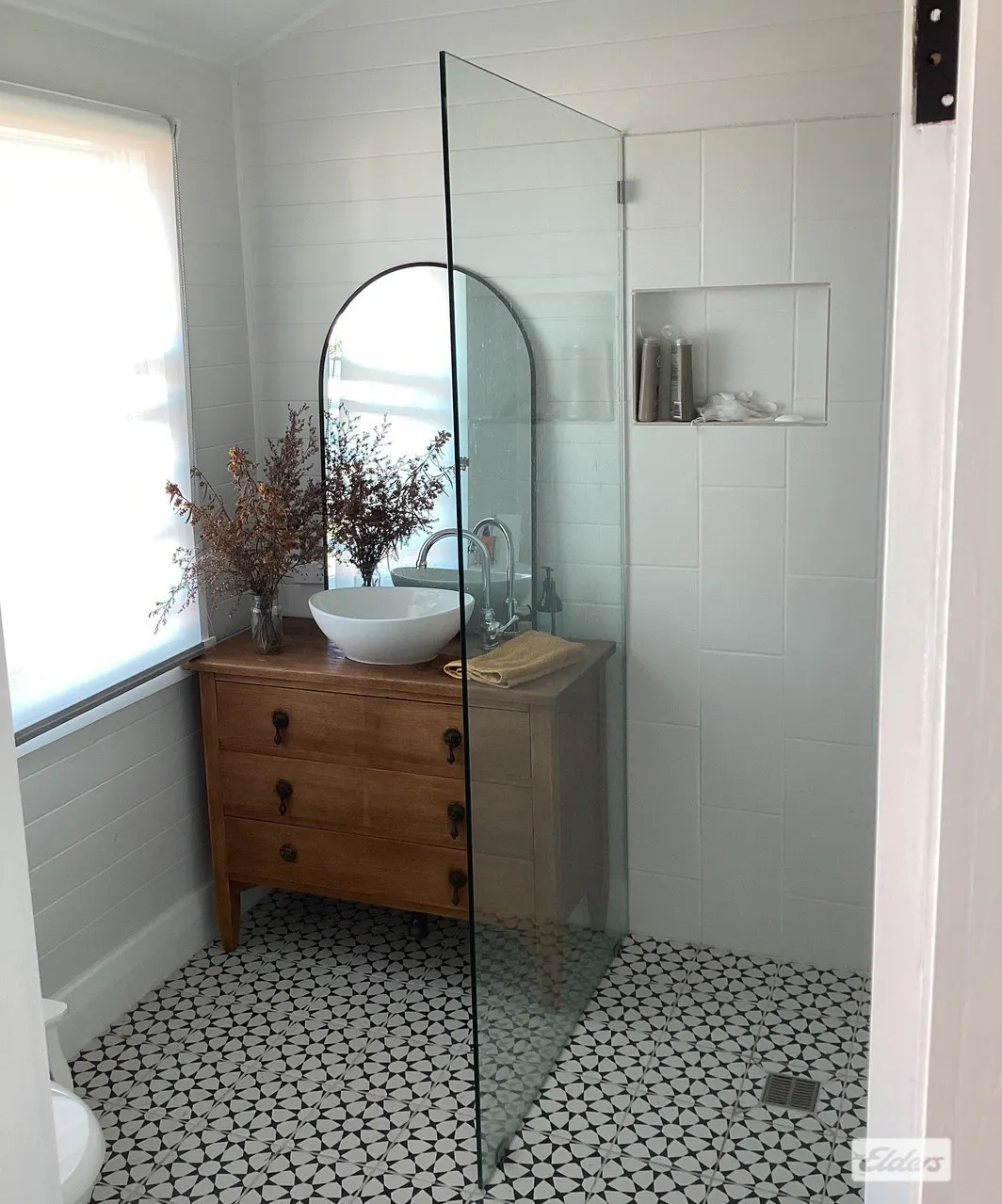 Home for lease — photo 5 of 11