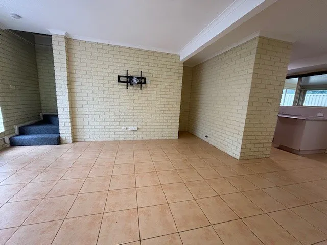 TOWNHOUSE FOR LEASE IN WOLLONGBAR — photo 3 of 10