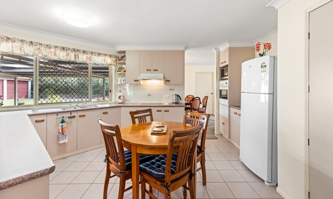 13 Pendoma Drive, Hodgson Vale, QLD, 4352 - Image 9