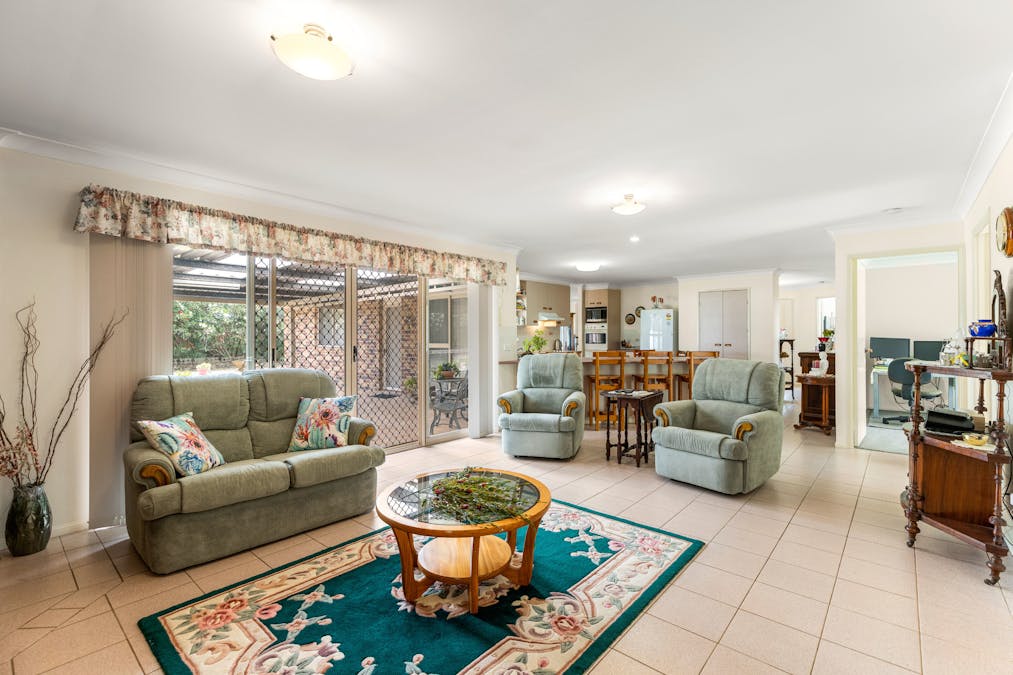 13 Pendoma Drive, Hodgson Vale, QLD, 4352 - Image 5