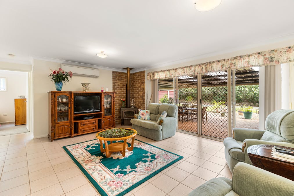 13 Pendoma Drive, Hodgson Vale, QLD, 4352 - Image 6