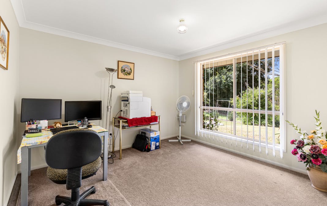 13 Pendoma Drive, Hodgson Vale, QLD, 4352 Sold Elders Real Estate