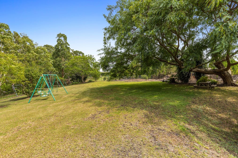 13 Pendoma Drive, Hodgson Vale, QLD, 4352 - Image 30