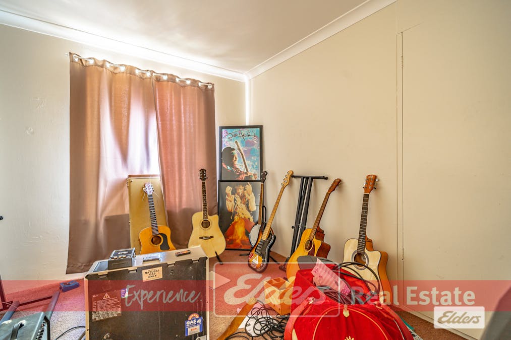 16 Kingsbridge Road, Warnbro, WA, 6169 - Image 26