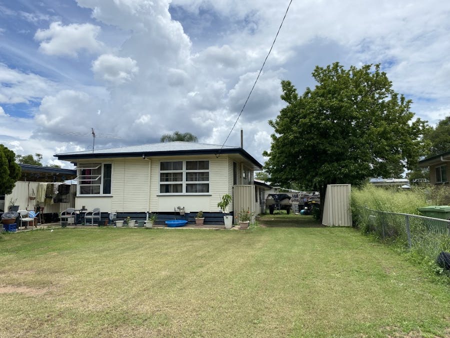 12 Jessop Street, Dalby, QLD, 4405 - Image 1