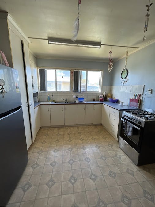 12 Jessop Street, Dalby, QLD, 4405 - Image 2