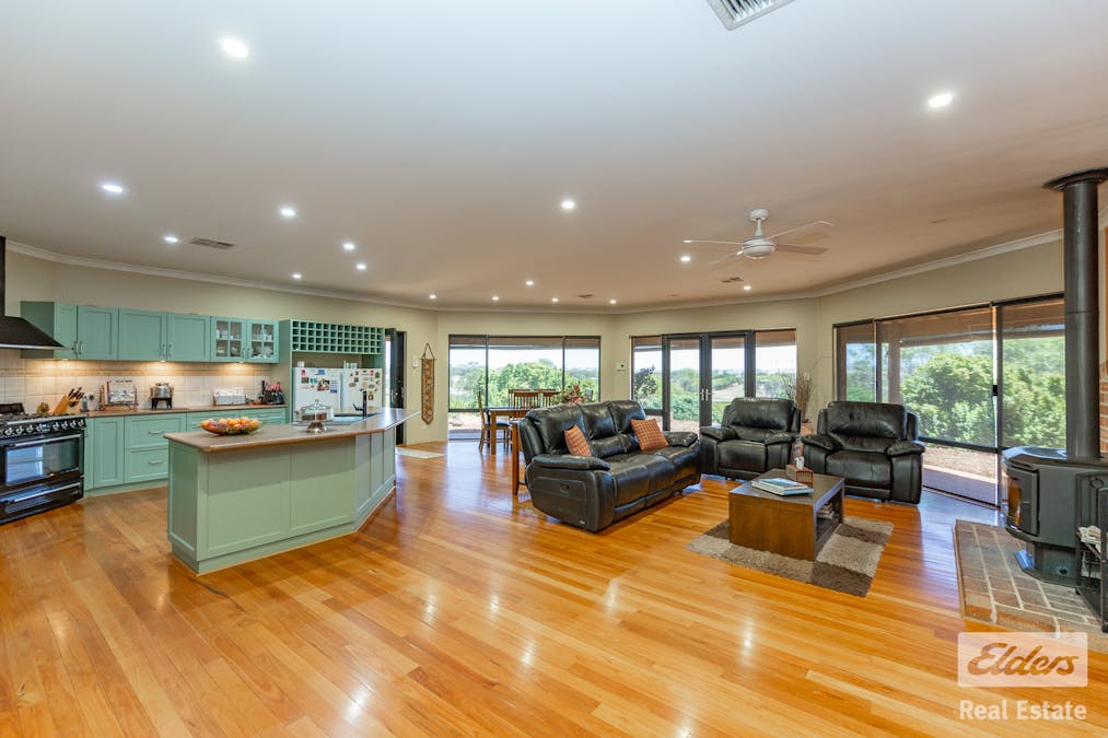 165 Seventh Road, Toodyay, WA, 6566 - Image 8