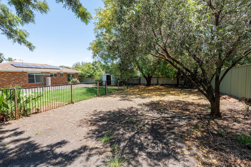 37 Lindsay Place, Dubbo, NSW, 2830 - Image 16