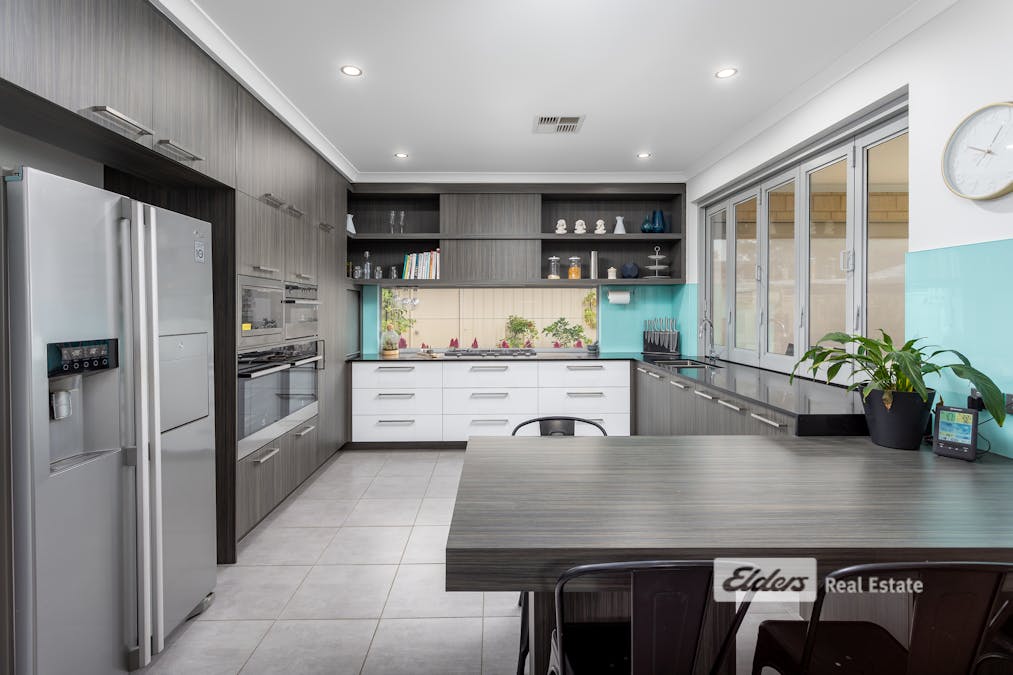 6 Glenelg Drive, Millbridge, WA, 6232 - Image 2