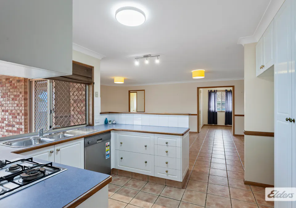 12 Lyness Court, Wilsonton Heights, QLD, 4350 - Image 9