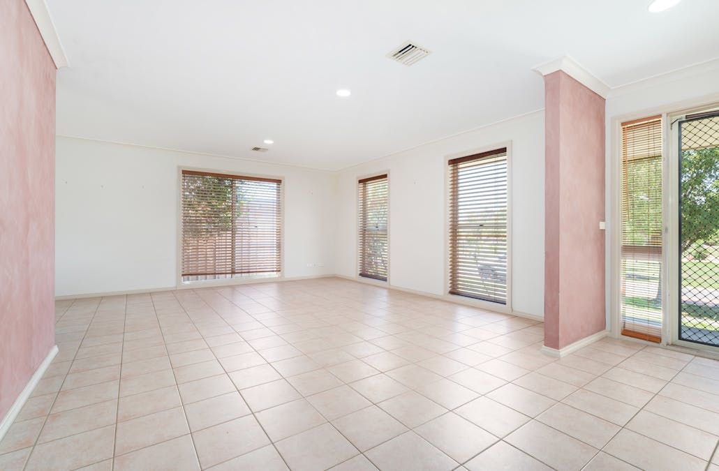 5 Oakmont Circuit, Wodonga, VIC, 3690 - Image 6