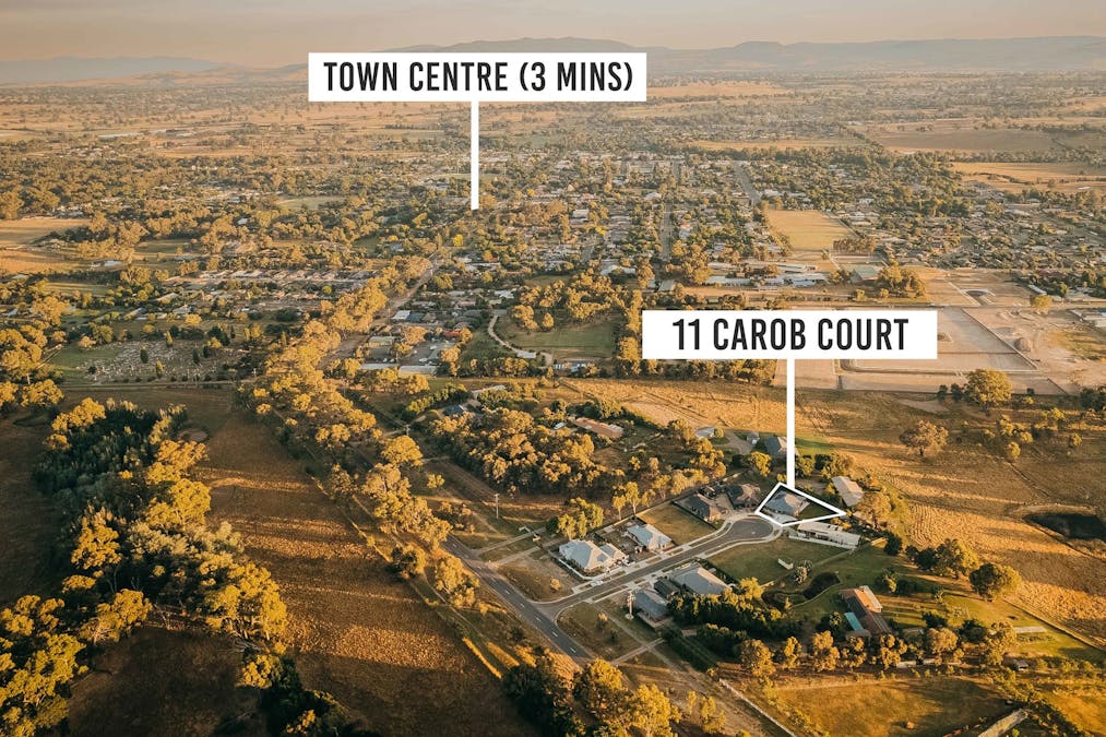 11 Carob Court, Mansfield, VIC, 3722 - Image 1