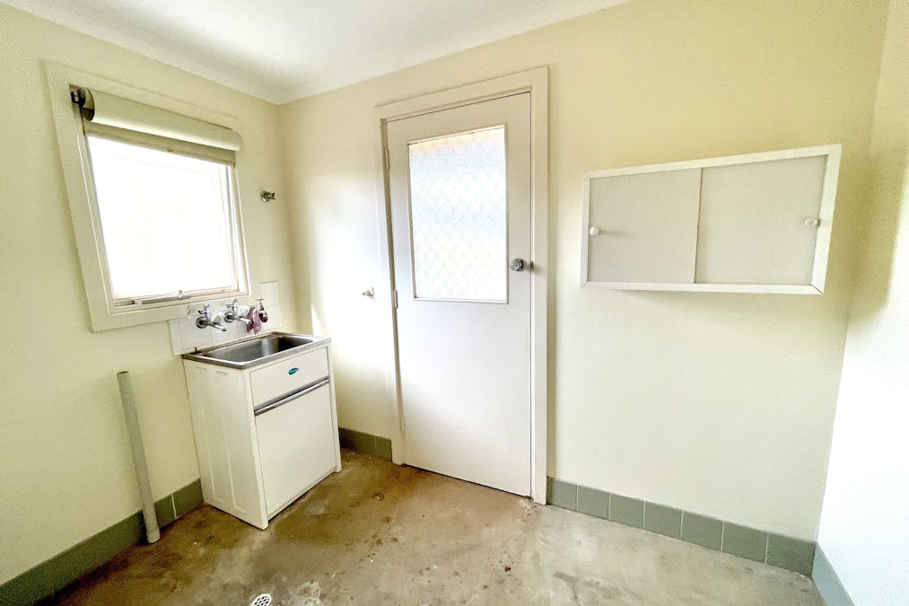 2  Clive Street, Minnipa, SA, 5654 - Image 14