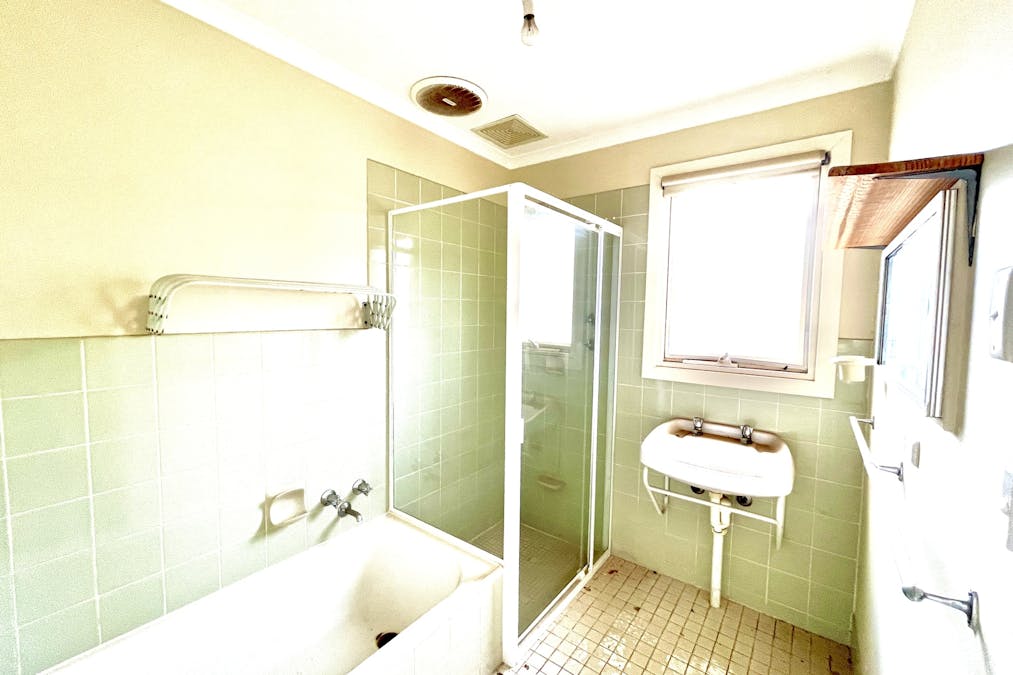 2  Clive Street, Minnipa, SA, 5654 - Image 12