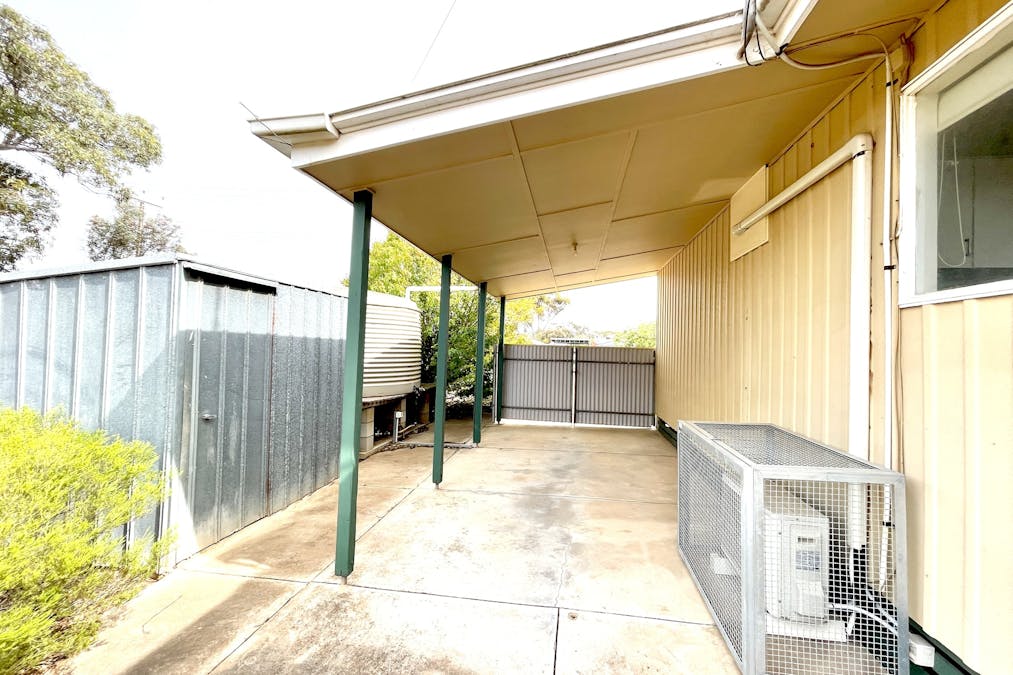 2  Clive Street, Minnipa, SA, 5654 - Image 15