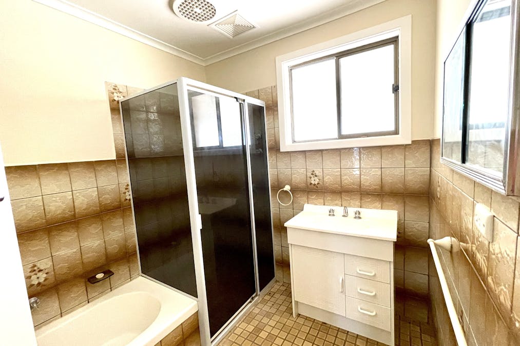 19-23 James Street, Minnipa, SA, 5654 - Image 3