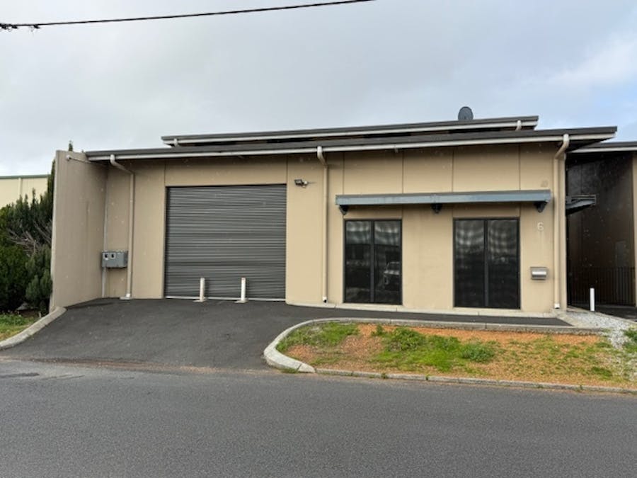 6 Goldwyre Street, Bunbury, WA, 6230 - Image 1