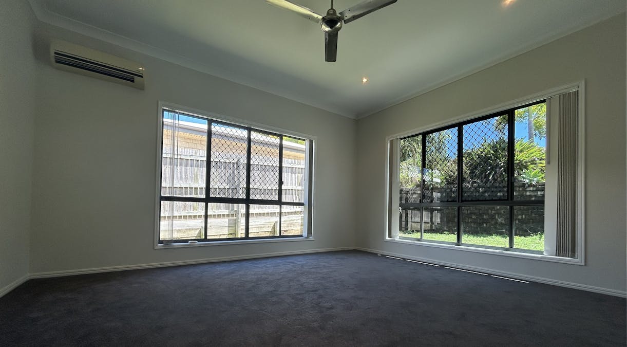 19  Larcom Rise, West Gladstone, QLD, 4680 - Image 8