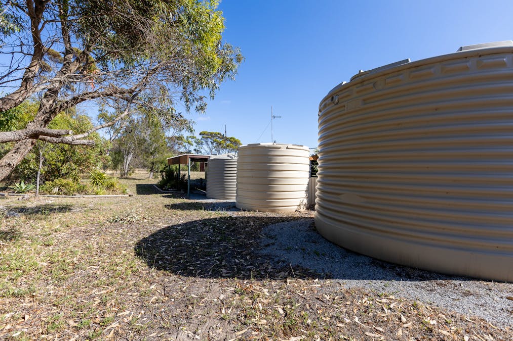 100-112 Katies Lane, Wangary, SA, 5607 - Image 9
