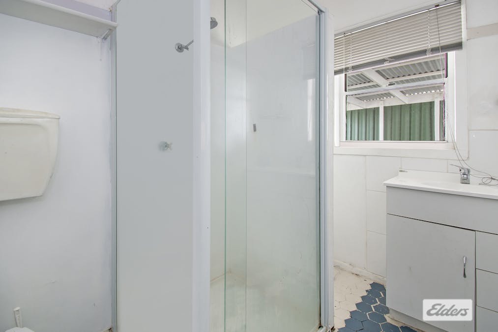 102 Kenny Street, Hamilton, VIC, 3300 - Image 2