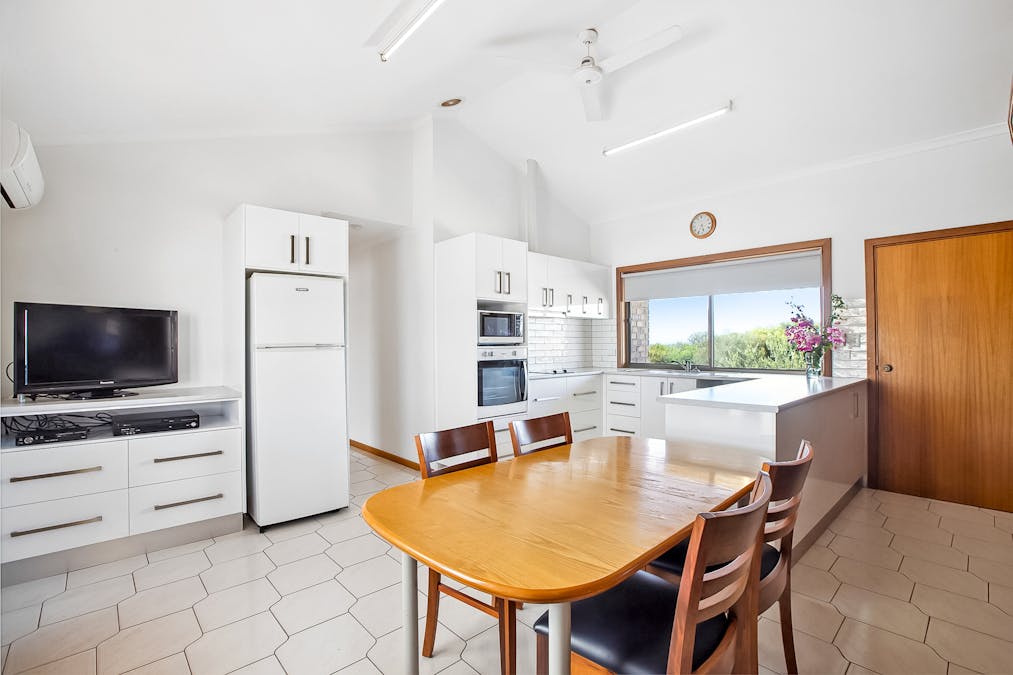 3  Sundowner Drive, Elliston, SA, 5670 - Image 2
