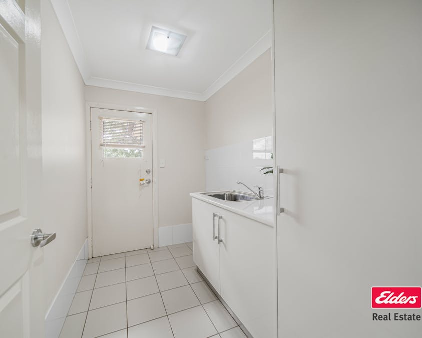 42 Dunheved Circle, Dubbo, NSW, 2830 - Image 13
