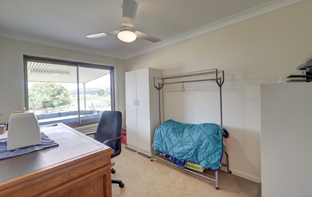 93 Hecks Road, Fairney View, QLD, 4306 - Image 26