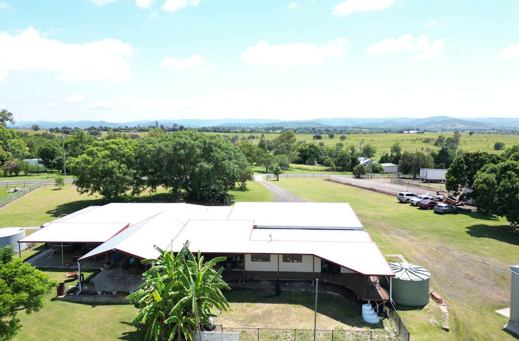 93 Hecks Road, Fairney View, QLD, 4306 - Image 30
